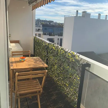 Appartement Lovely Spacious Cocoon With Balcony Paris